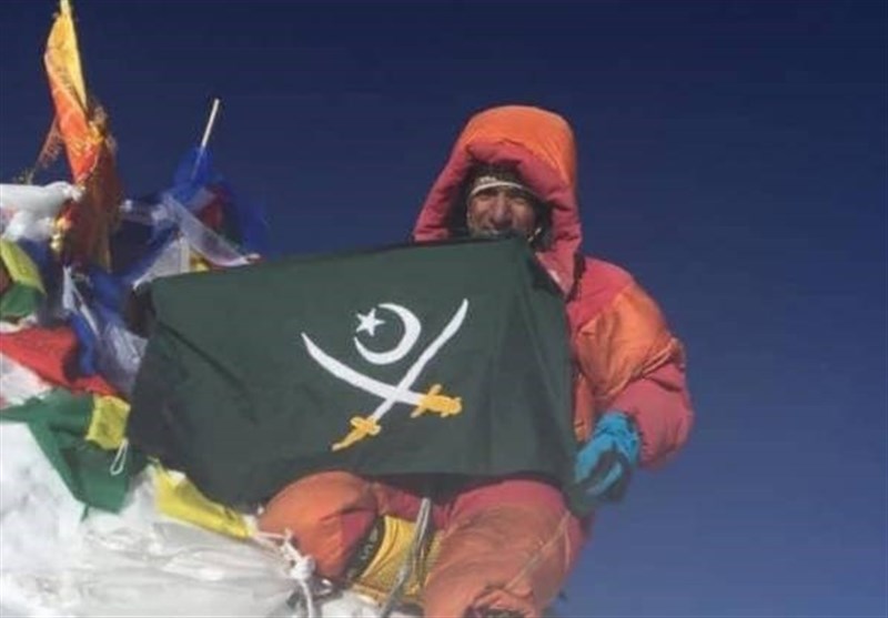 محمد علی سدپارہ نے نیپال کی 8 ہزار 485 میٹر بلند مکالو چوٹی سر کرلی