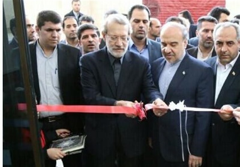 پروژه مجموعه ورزشی پیامبر اعظم (ص) با حضور رئیس مجلس در قم افتتاح شد