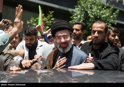 حضور حجت الاسلام سید مجتبی خامنه ای در راهپیمایی روز جهانی قدس در تهران