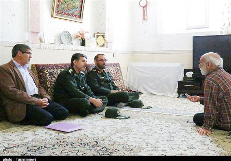دیدار صمیمی فرمانده سپاه کردستان با یادگاران دوران دفاع مقدس به‌روایت تصویر