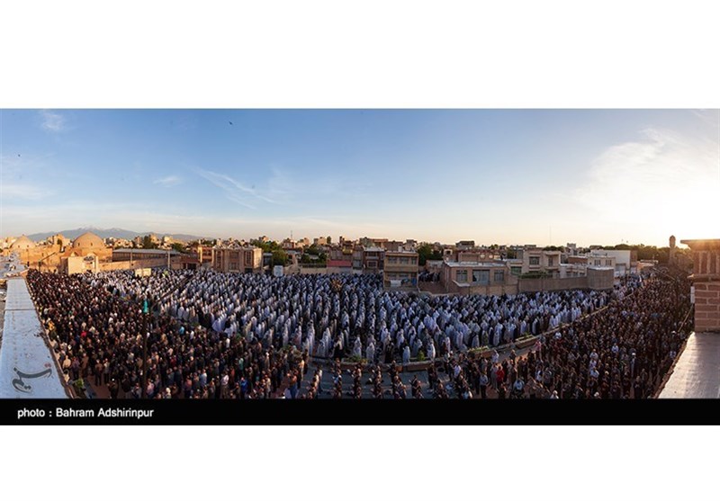 اقامه نماز عید سعید فطر در اردبیل به روایت تصویر
