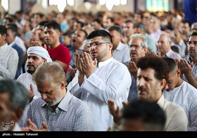 اقامه نماز عید سعید فطر در کیش 