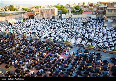 اقامه نماز عید سعید فطر در اردبیل