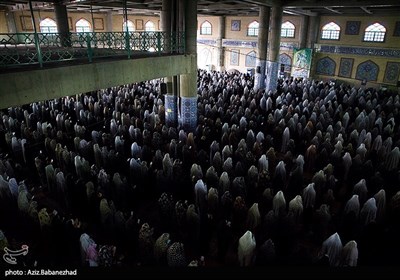اقامه نماز عید سعید فطر در خرم آباد