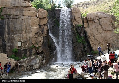 مسافران تعطیلات عید فطر در همدان