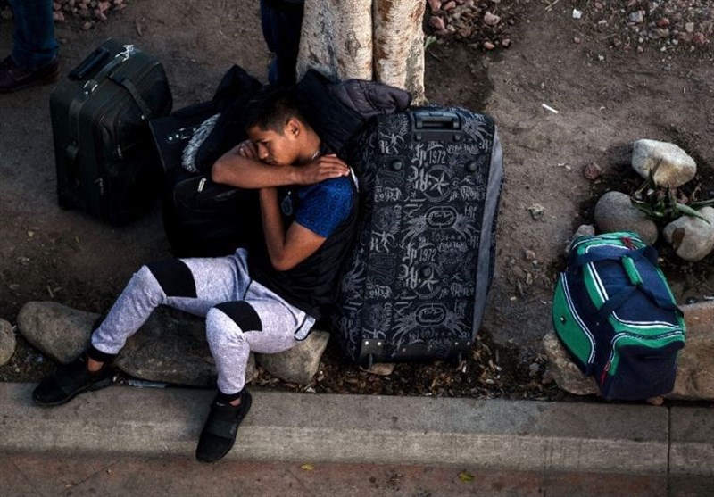 Caravan of Central American Migrants Intercepted at Southern Mexican Border (+Video)