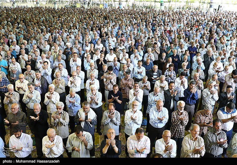 کرمان| نماز جمعه قرارگاه بصیرت‌افزایی و گفتمان انقلابی نظام است