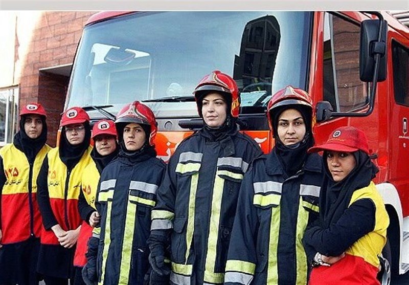8 سال حضور داوطلبانه بانوان در آتش‌نشانی مشهد؛ کارنامه‌ای موفق با مخالفان بی‌شمار