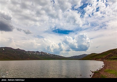 این دریاچه با متوسط 257 هکتار مساحت بزرگترین دریاچه آب شیرین استان می باشد .