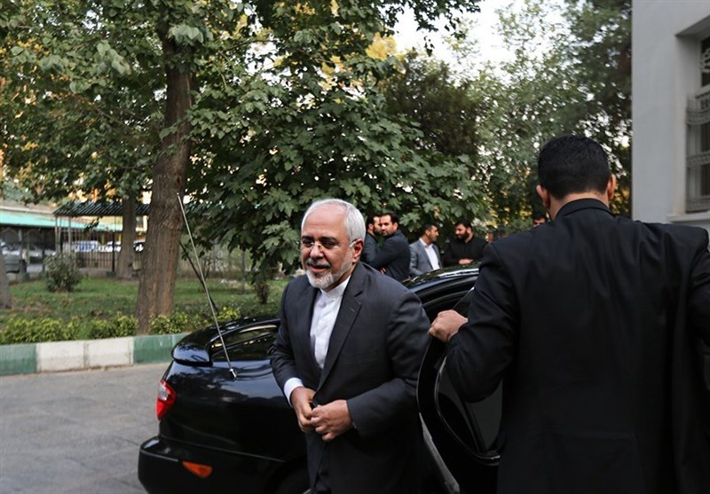 پویا سلیمانی: شش سال است که منتظر حضور آقای ظریف در دانشگاه‌ها هستیم
