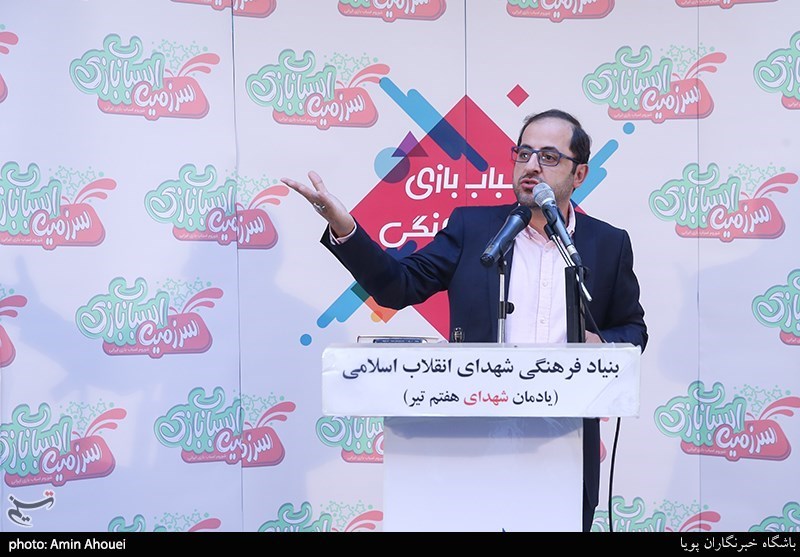 سخنرانی فاضل نظری مدیرعامل کانون پرورش فکری کودکان و نوجوانان در مراسم افتتاح نخستین نمایشگاه دائمی اسباب‌بازی‌های ایرانی