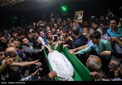 مراسم وداع با پیکر مطهر شهید مدافع حرم محمد جنتی