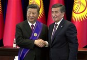 اعطای نشان ماناس به رئیس‌جمهور چین از سوی جین‌بیک‌اف
