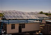 خریداری پنل خورشیدی ویژه خانواده‌های محروم نطنزی توسط سپاه