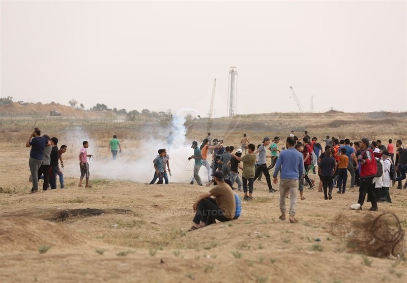 زخمی شدن 75 فلسطینی در راهپیمایی بازگشت؛ «جمعه حمایت از جبهه داخلی» هفته آینده برگزار می‌شود