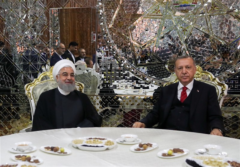 روحانی وأردوغان یؤکدان على مواجهة الحظر فی المنطقة