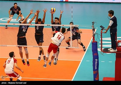 تیم ملی ایران در دومین بازی خود عصر شنبه مقابل تیم ملی لهستان صف آرایی کرد که در پایان به برتری ۳ بر ۲ رسید.