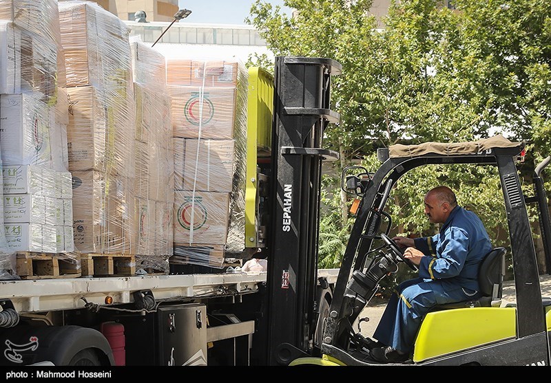 ارسال بیش از یک میلیارد ریال مواد غذایی به مناطق زلزله‌زده آذربایجان شرقی