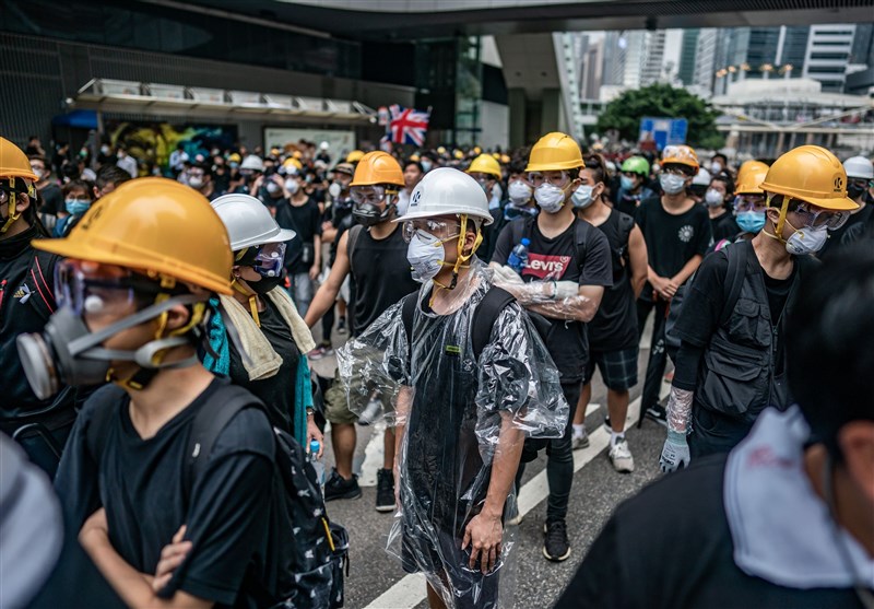 Hong Kong Students Plan to Strike as Commutes Disrupted