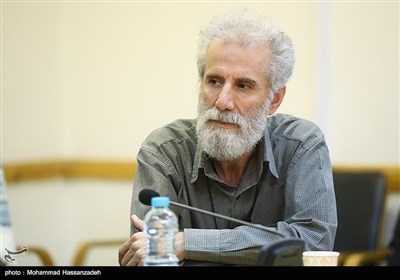 فرهاد سلیمانی در نشست خبری سومین دوره عکس سال مطبوعاتی ایران