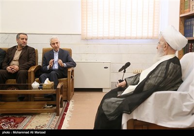 دیدار منصور غلامی وزیر علوم، تحقیقات و فناوری با آیت‌الله ناصر مکارم شیرازی
