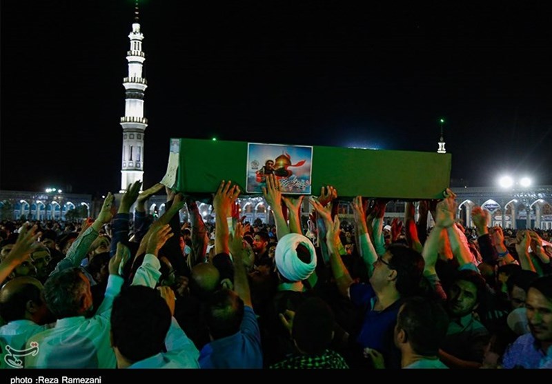 میزبانی از شهید مدافع حرم در دعای توسل مسجد جمکران به روایت تصویر‌