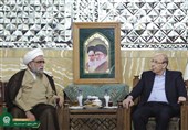 تولیت آستان قدس رضوی: روحیه مقاومت و ایستادگی مردم سبب شده آمریکا جرأت حمله به ایران را نداشته باشد