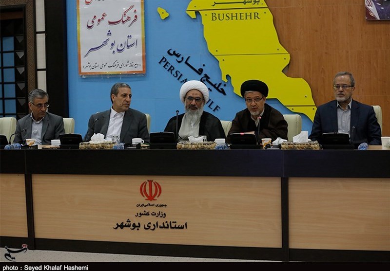 تشکیل جلسه شورای فرهنگ عمومی بوشهر با حضور دبیر شورای عالی انقلاب فرهنگی به‌روایت تصویر