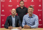 فوتبال جهان| تن‌هاخ قرارداد جدیدی را با آژاکس امضا کرد