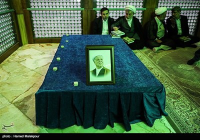 تجدید میثاق رئیس قوه قضائیه و مسئولان عالی قضایی با آرمان‌های امام خمینی(ره)