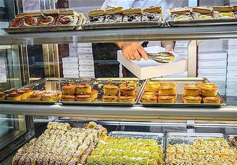 «گرانی» خرید شیرینی را 40 درصد کم کرد/ تهران 2000 قنادی مازاد دارد