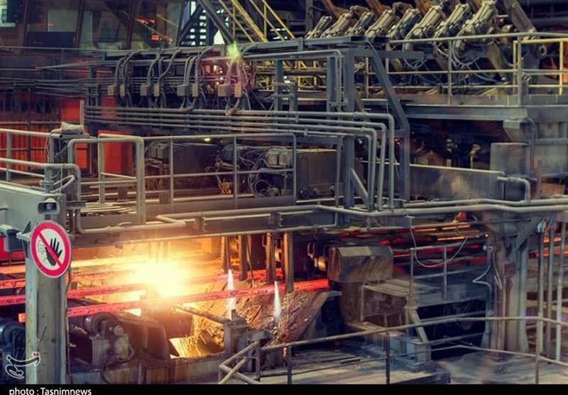 اهواز| گروه ملی فولاد با 10 درصد ظرفیت کار می‌کند