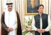 دیدار شیخ تمیم و عمران‌خان در اسلام‌آباد/ تاکید بر گسترش روابط قطر و پاکستان