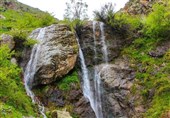 تجربه خنکای تابستان در آبشار سولیک ارومیه+تصاویر