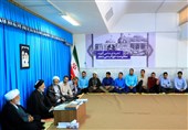 استکبار جهانی به نام آزادی، قانونشکنی میکند