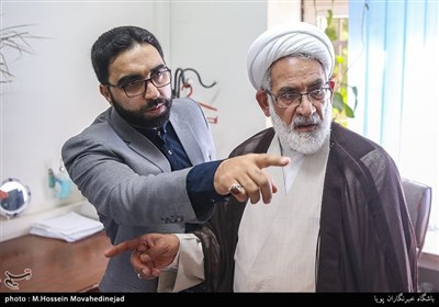 حجت الاسلام و المسلمین منتظری دادستان کل کشور در حاشیه بازدید از دادسرای ناحیه ۱۲ تهران