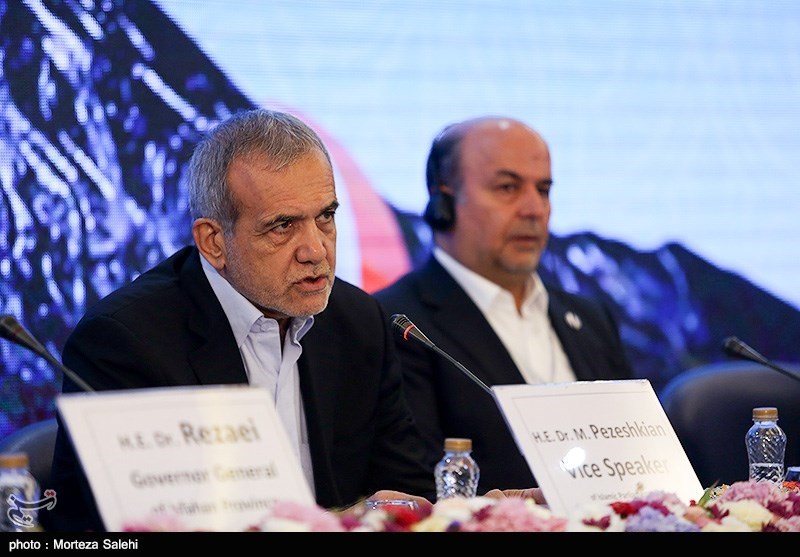 اصفهان| یکجانبه‌گرایی برخی کشورها عامل مشکلات در منطقه است