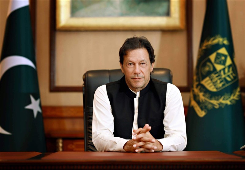 پاکستانی اور کشمیری کربلا کا پیغام زندہ رکھیں، عمران خان