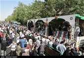 وداع مردم تهران با پیکر پاک 150 شهید تازه تفحص شده سال‌های دفاع مقدس + عکس و فیلم