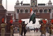 سفیر و 12 دیپلمات هندی در اعتراض به وضعیت وخیم کشمیر از خاک پاکستان اخراج شدند