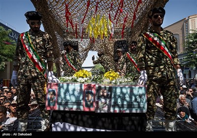مراسم وداع و تدفین سردار شهید غلامرضا پروانه و شهید مصطفی بحرآبادی‌ در شهرستان سبزوار