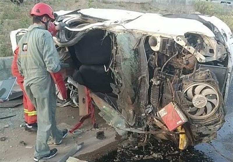 مرگ راننده پژو 206 پس از تصادف شدید با تیبا + تصاویر