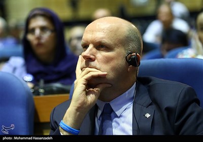 ایوو فریسن نماینده کمیساریای عالی پناهندگان سازمان ملل متحد در ایران درمراسم روز جهانی پناهنده