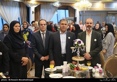بیات‌نژاد مدیرکل بهزیستی استان تهران در گردهمایی و جشن پاکی 500 خانواده بهبود یافته