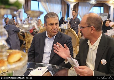بیات‌نژاد مدیرکل بهزیستی استان تهران در گردهمایی و جشن پاکی 500 خانواده بهبود یافته