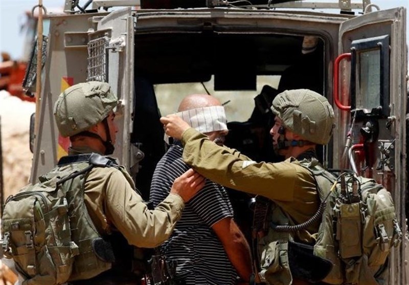 Israeli Regime Forces Nab 34 Palestinians in West Bank, Al-Quds
