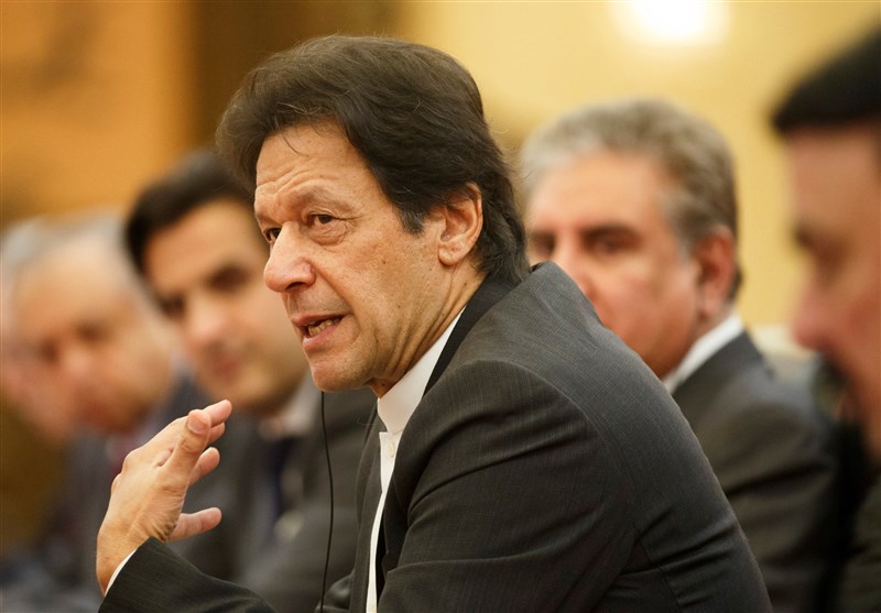 بھارت کشمیر سے توجہ ہٹانے کے لیے پاکستان کے خلاف کوئی شرارت کرسکتا ہے، عمران خان