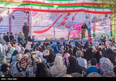 نهمین جشنواره بزرگ برداشت گل محمدی از باغات روستای عنصرود شهرستان اسکو