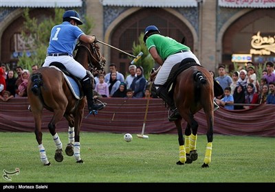 مسابقات چوگان جام دهه کرامت در اصفهان