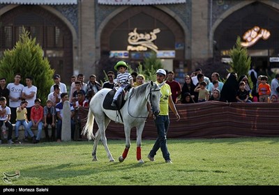 مسابقات چوگان جام دهه کرامت در اصفهان